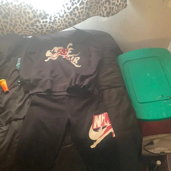Jordan sweater n sweatpants matching set - Picture 1 of 1